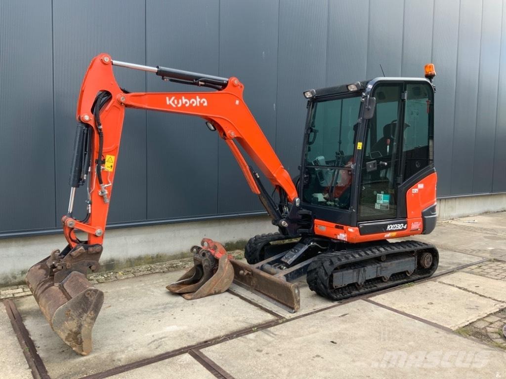 Kubota KX 030-4 Mini ekskavatörler, 7 tona dek