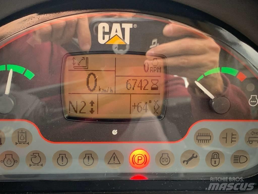 CAT TH 337C Tarimsal teleskopik yükleyiciler