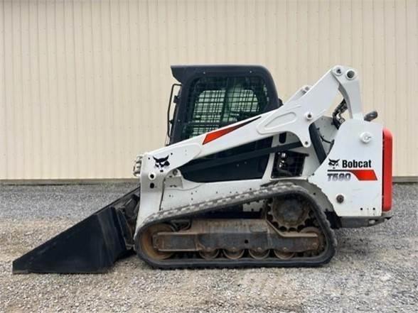 Bobcat T590 Skid steer loderler