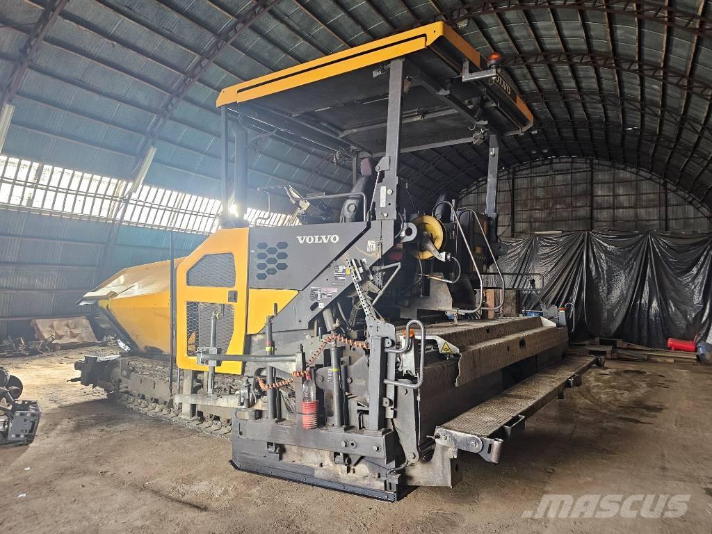 Volvo P6820C Asfalt sericiler