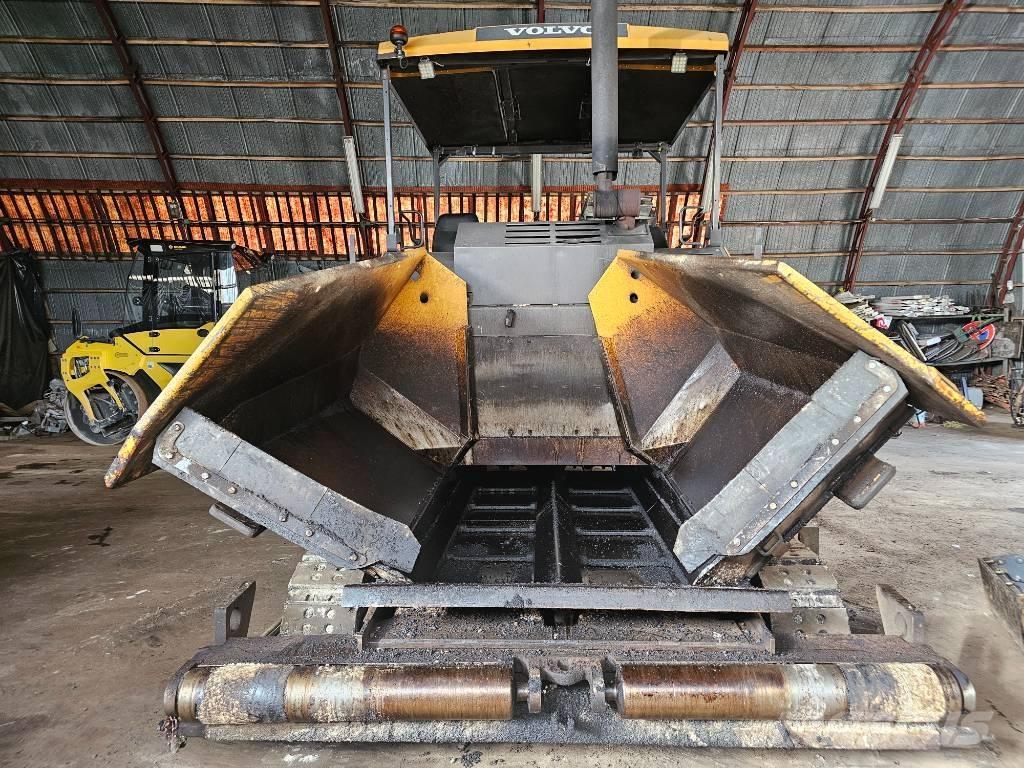 Volvo P6820C Asfalt sericiler