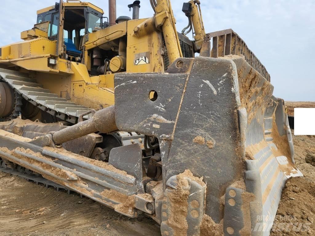 CAT D11N Paletli dozerler