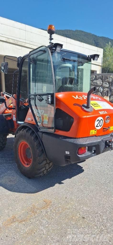 Kubota R 090 Tekerlekli yükleyiciler