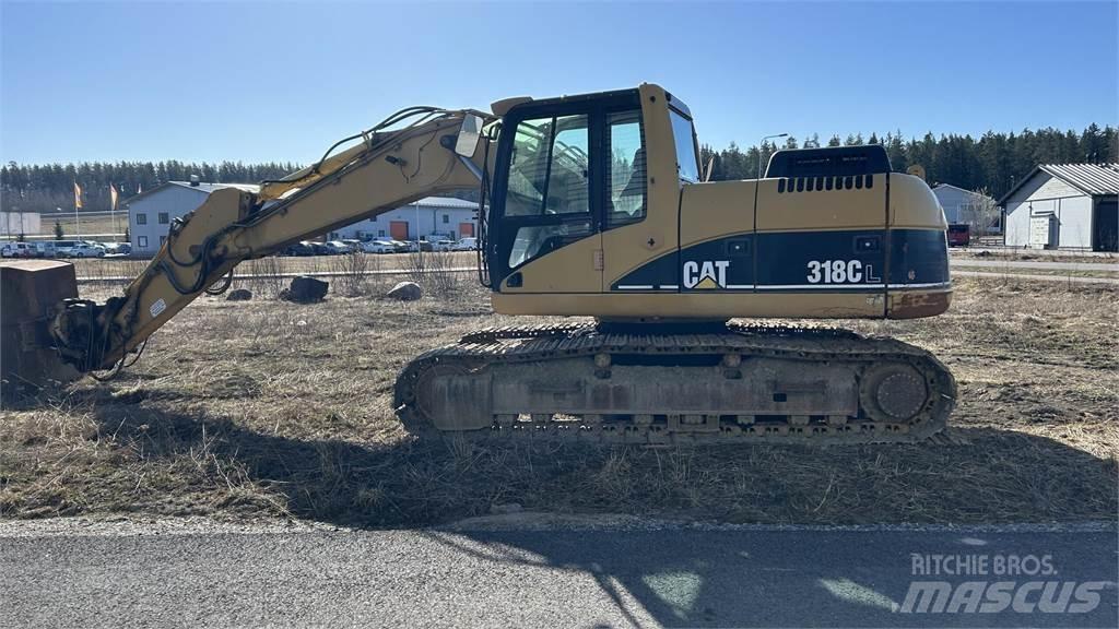 CAT 318 C Paletli ekskavatörler