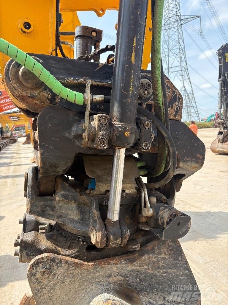 JCB 140X Steelwrist Paletli ekskavatörler