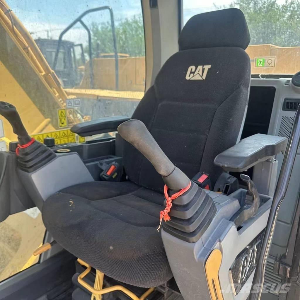 CAT 330 Paletli ekskavatörler
