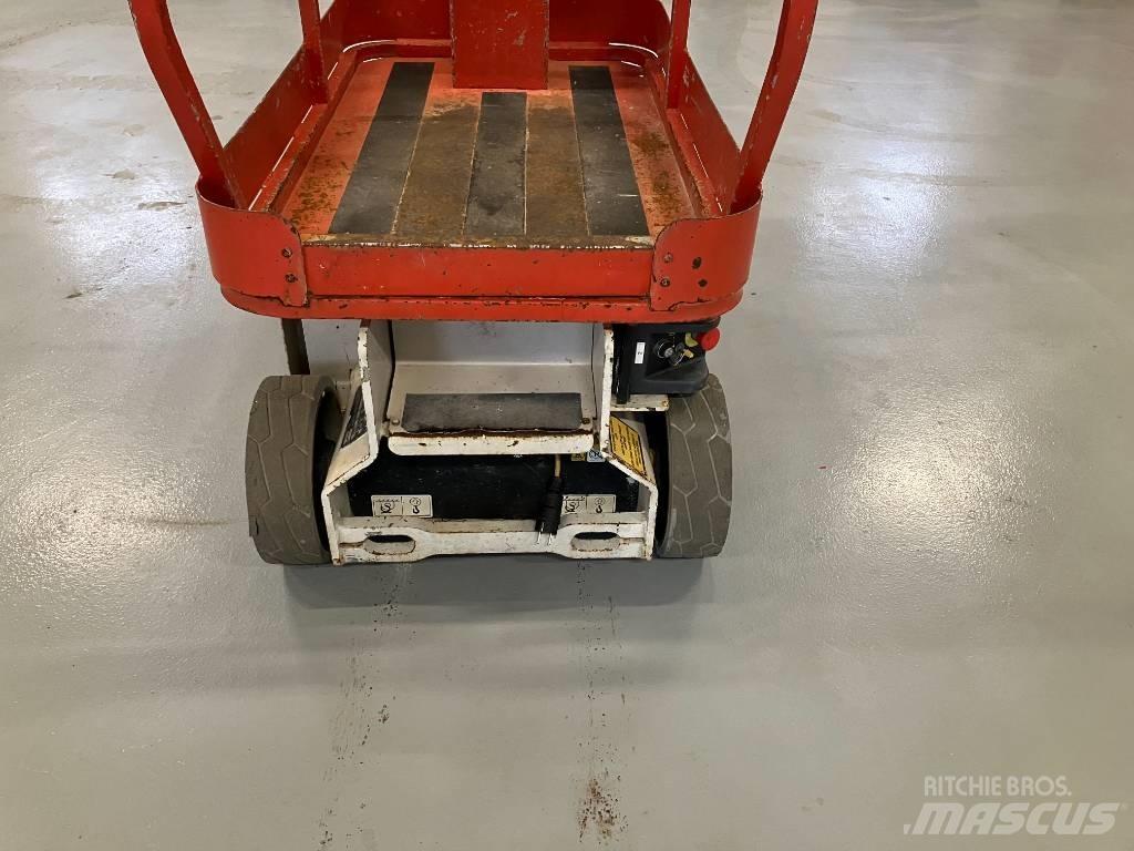 JLG 1230 ES Personel Platformları ve Cephe Asansörleri