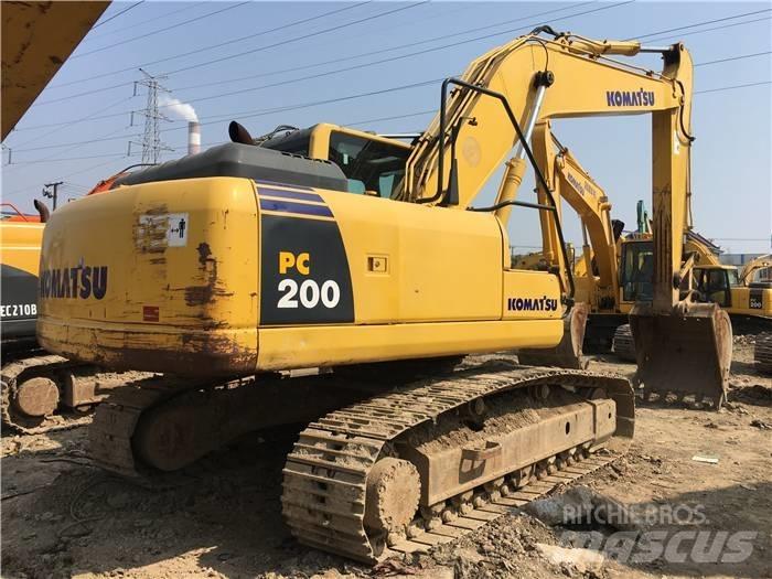 Komatsu PC 200-8 Paletli ekskavatörler