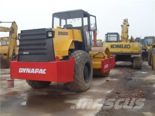 Dynapac CA 30 D Tek tamburlu silindirler