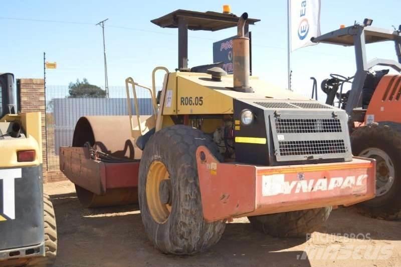 Dynapac CA250D Kombine silindirler
