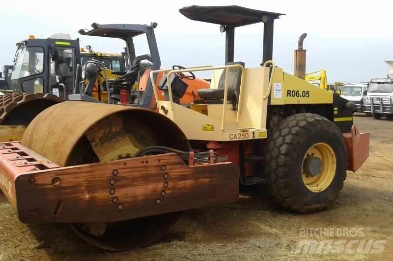 Dynapac CA250D Kombine silindirler