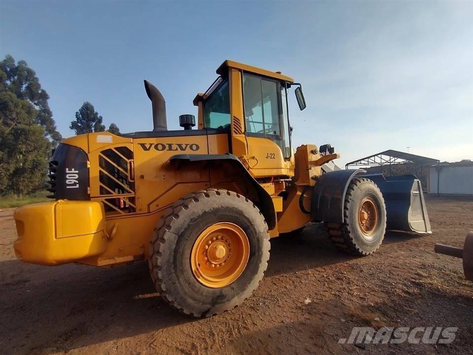 Volvo L90F Tekerlekli yükleyiciler