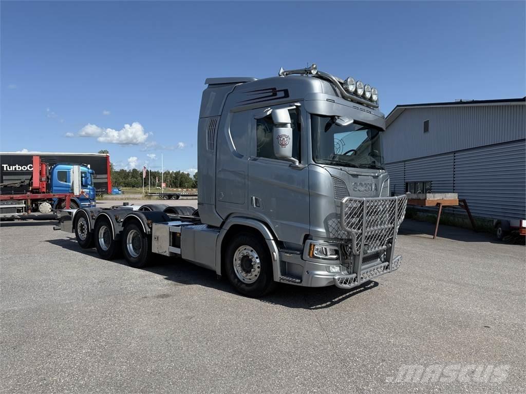 Scania R650 8x4 Çekiciler