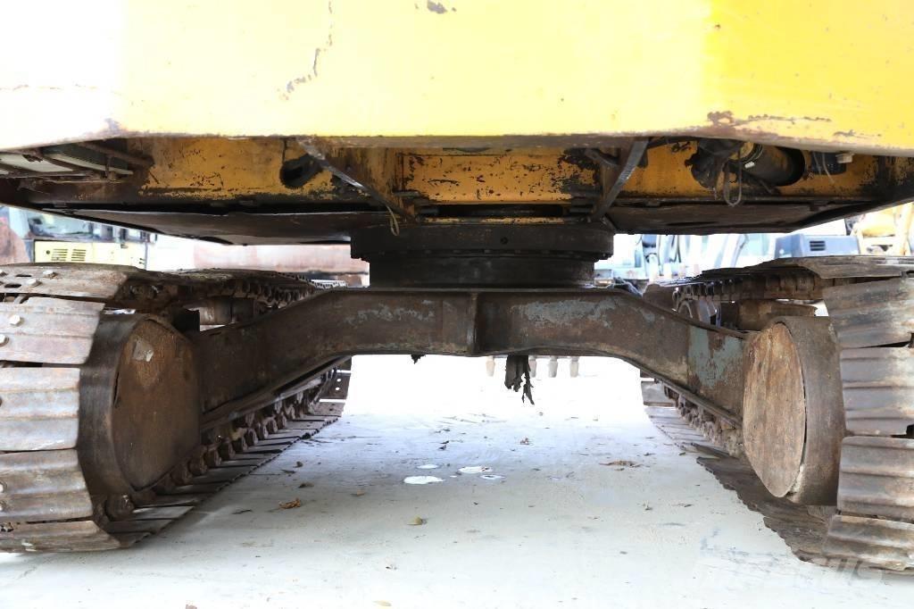 Kato HD 250 V II Paletli ekskavatörler