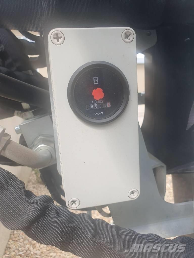 Kesla 2217ZT Ekskavatörler