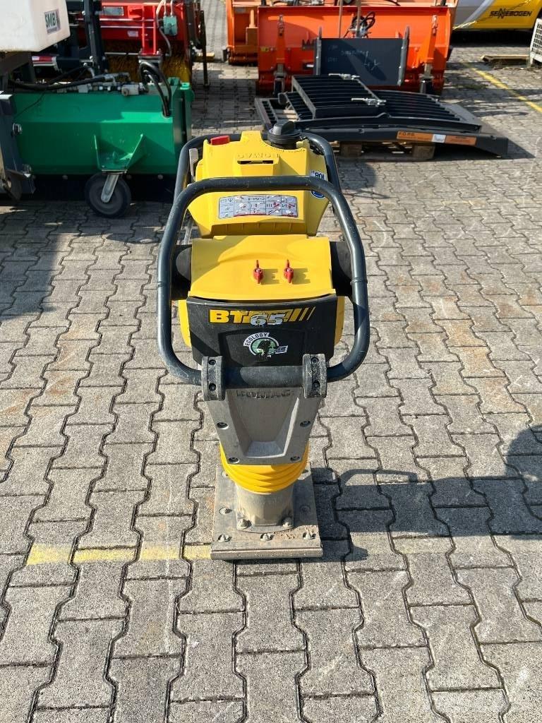 Bomag BT 65 Sıkıştırma tokmakları