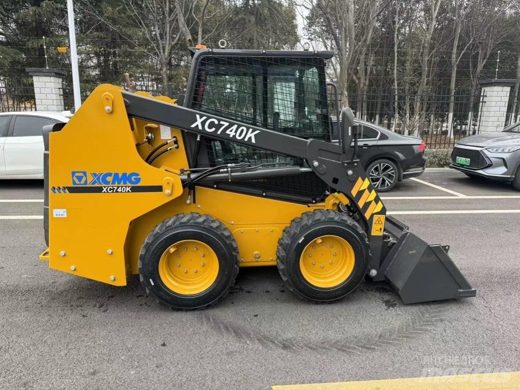 XCMG XC740K Skid steer loderler
