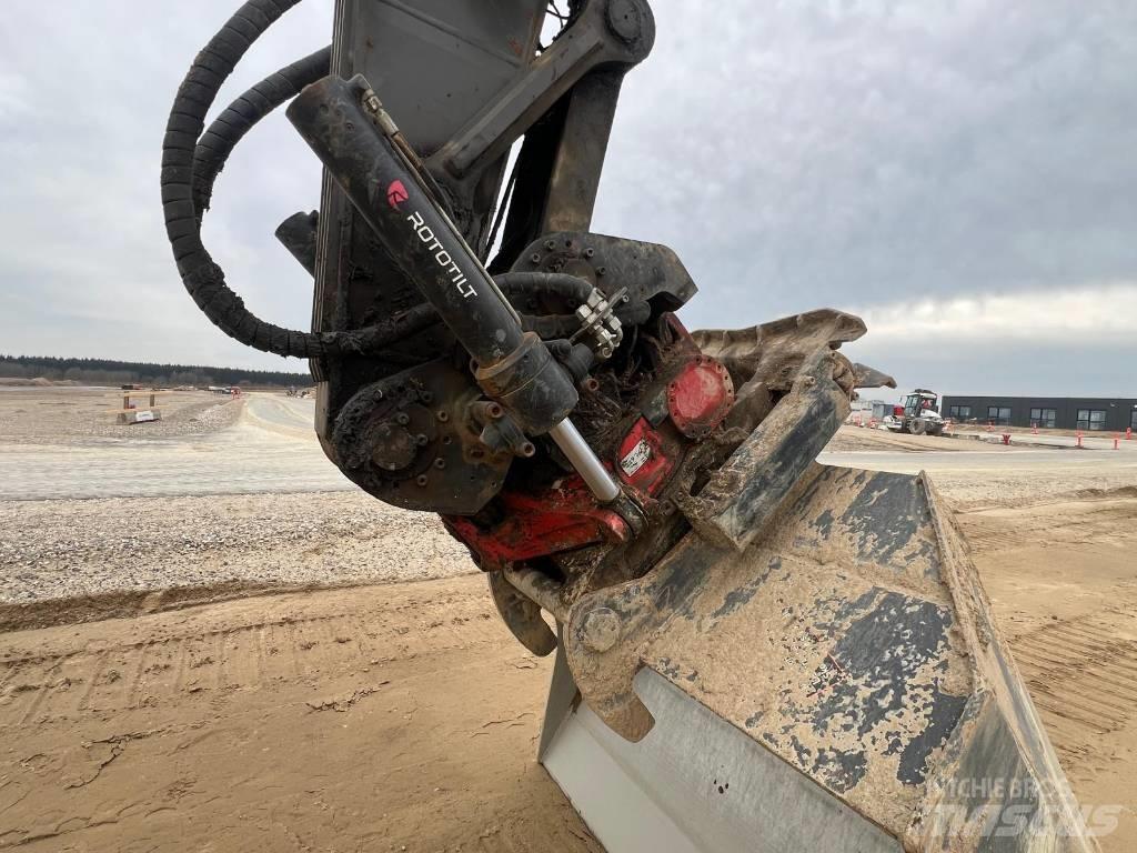 Volvo EC220EL Paletli ekskavatörler