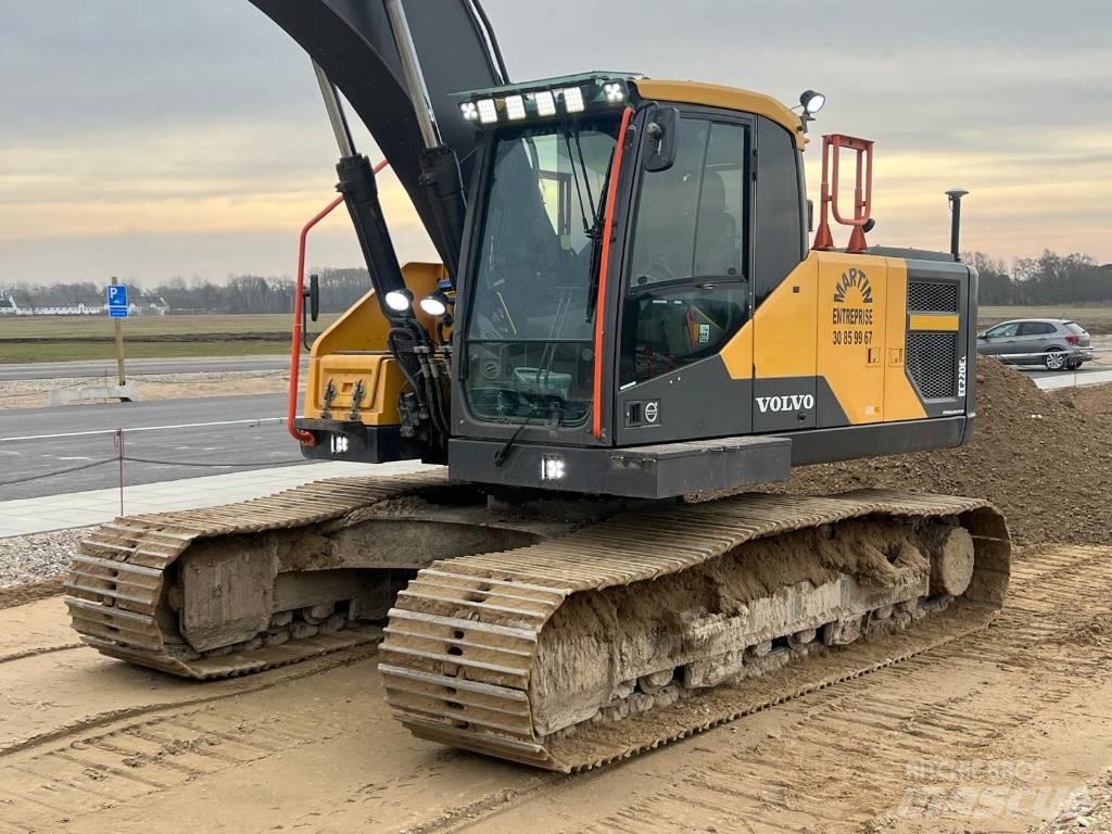 Volvo EC220EL Paletli ekskavatörler