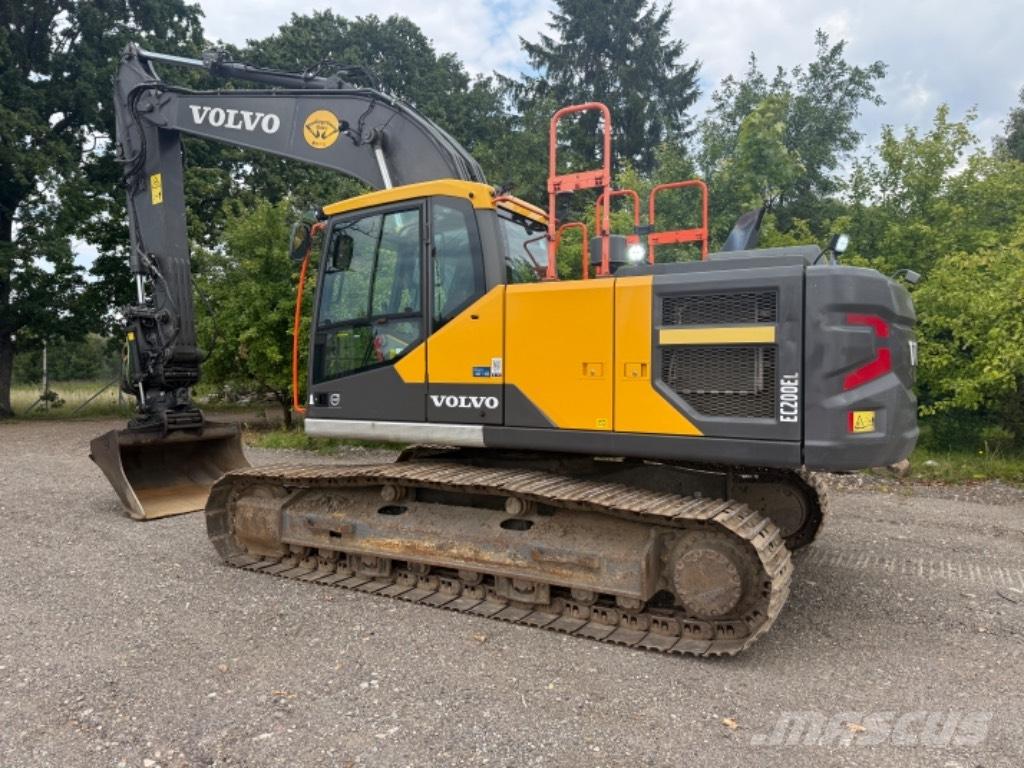 Volvo EC 220 EL Paletli ekskavatörler