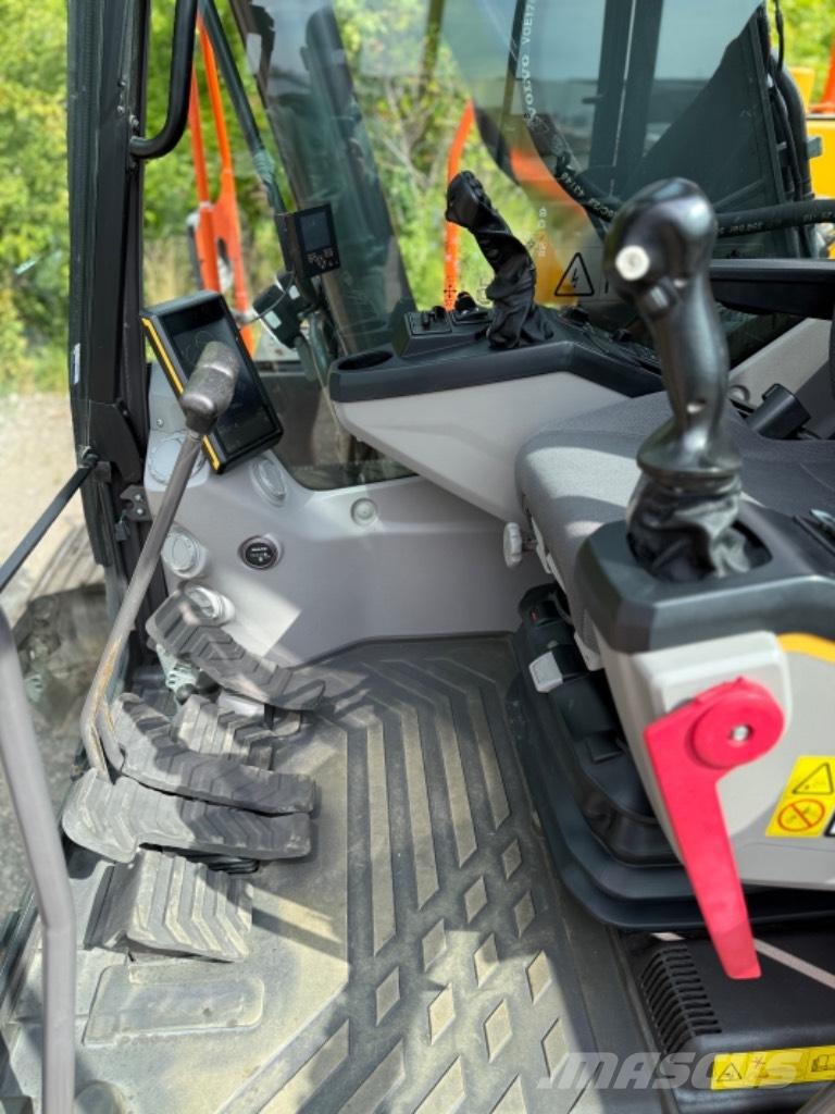 Volvo EC 220 EL Paletli ekskavatörler