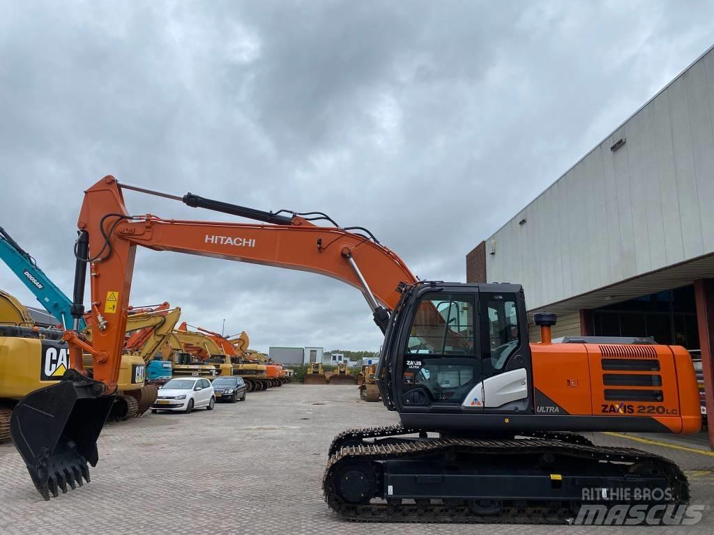 Hitachi ZX 220LC-5G Paletli ekskavatörler