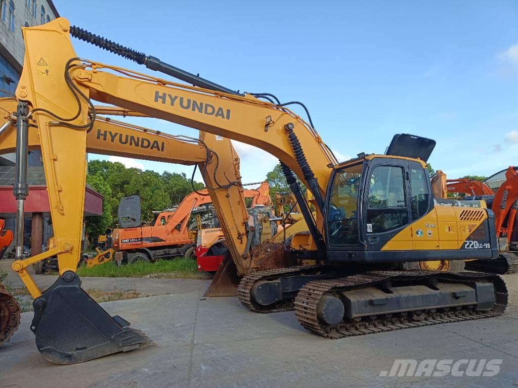 Hyundai R220LC-9S Paletli ekskavatörler
