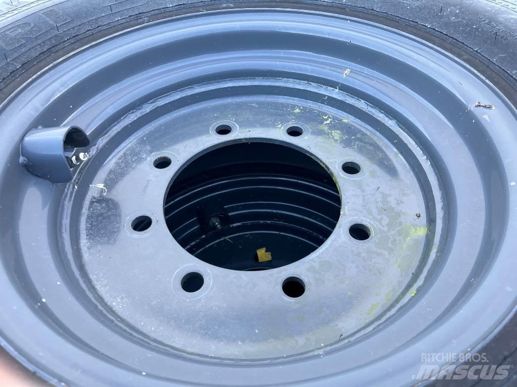 Nokian TRI II hjul Tekerlekli yükleyiciler