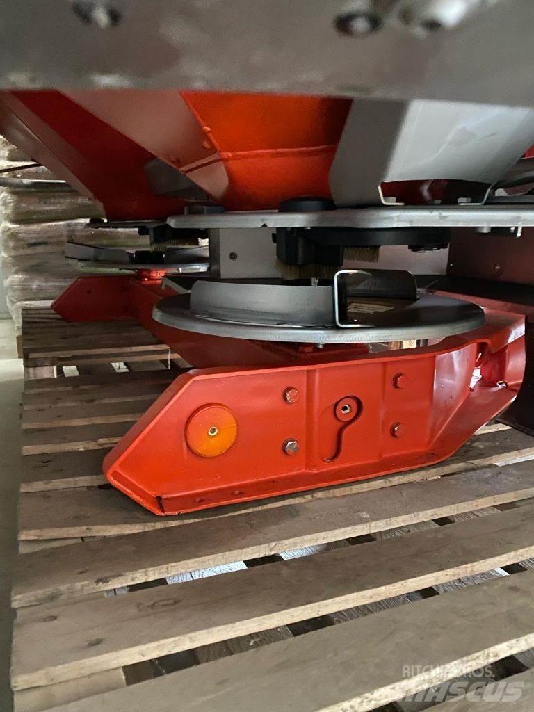 Kuhn Axis 40.1 W Mineral gübre dagiticilar