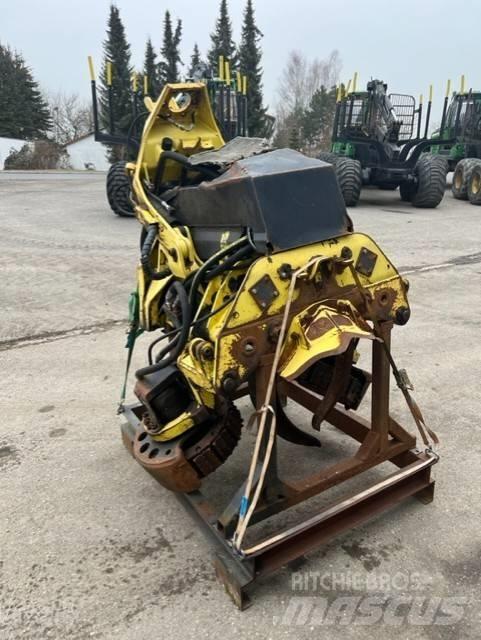 John Deere H480C Agaç kesme robotlari