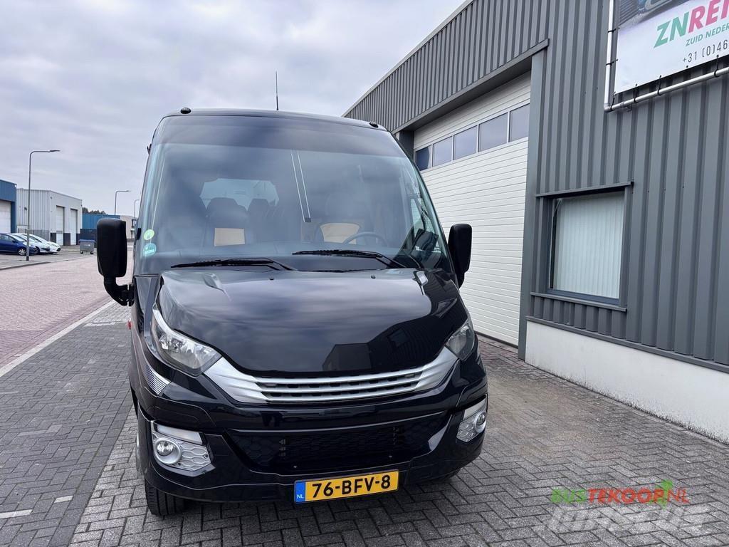 Iveco UNVI Compa Yolcu otobüsleri