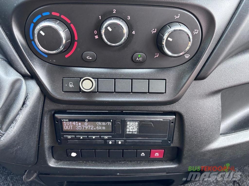 Iveco UNVI Compa Yolcu otobüsleri
