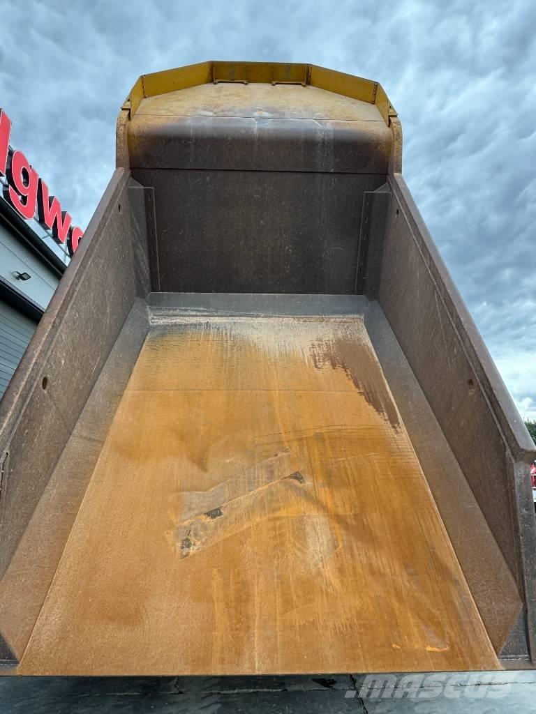 CAT 772G Yol disi kaya kamyonu