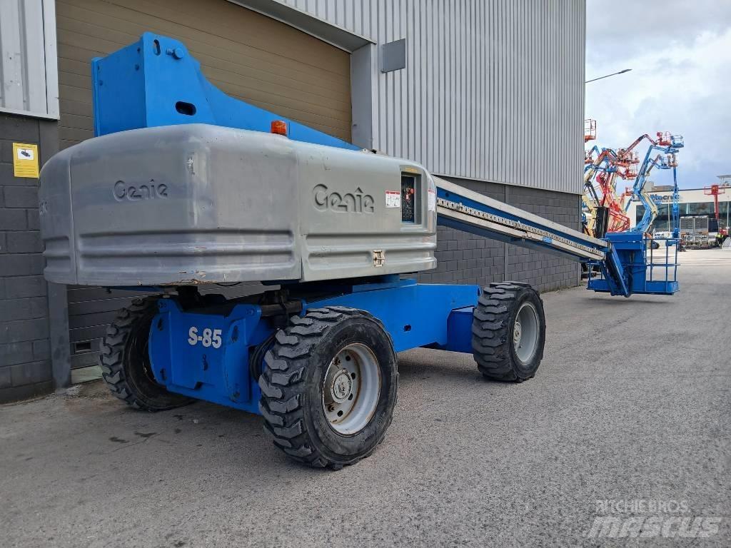 JLG 860 SJ Teleskopik personel platformları