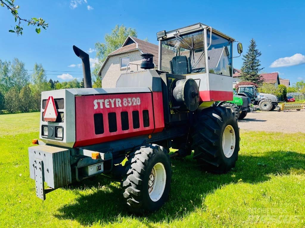 Steyr 8320 Silaj makinasi