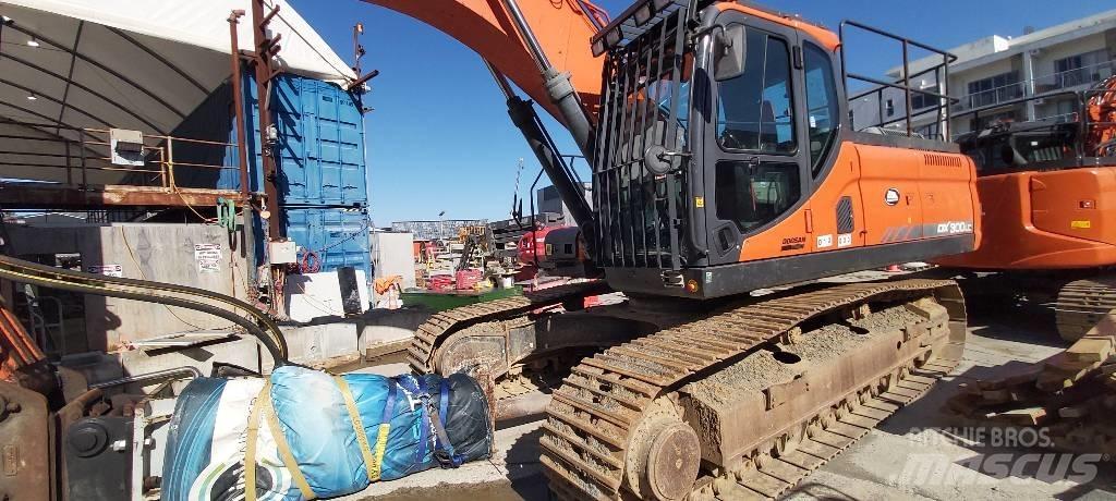 Doosan DX 300 LC Paletli ekskavatörler