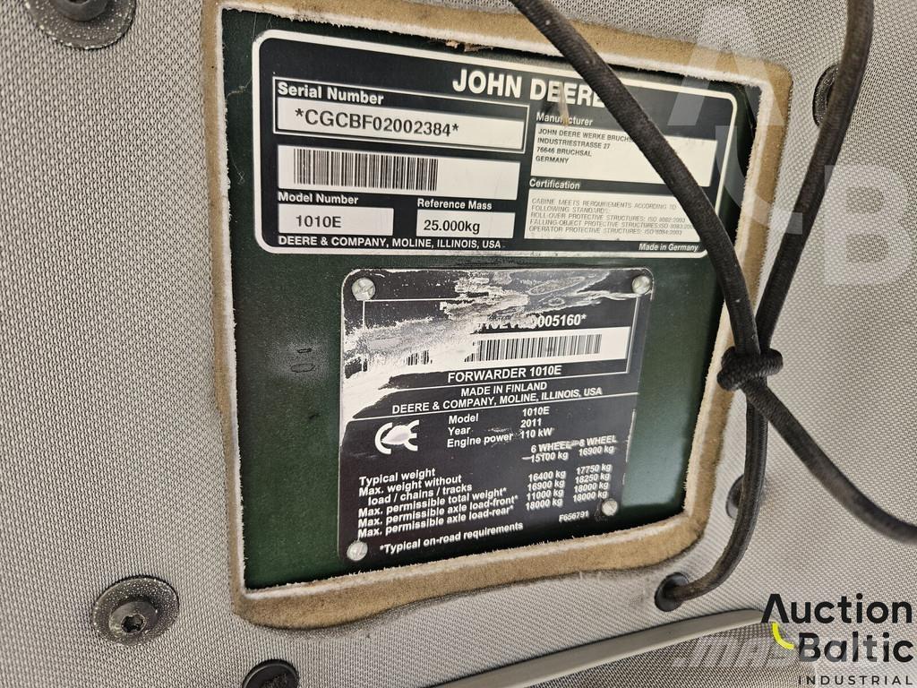 John Deere 1010 E Tomruk yükleyici traktörler