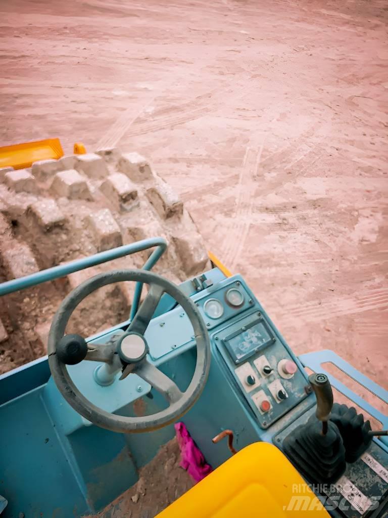 Bomag BW 213 P D B-3 Tek tamburlu silindirler