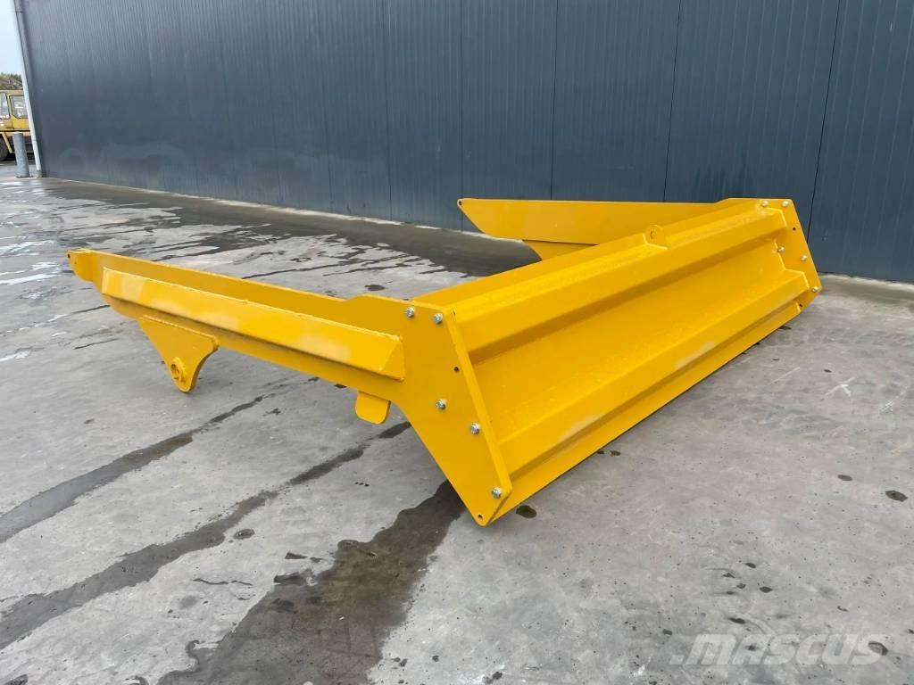 Volvo A25G Arka kapaklar