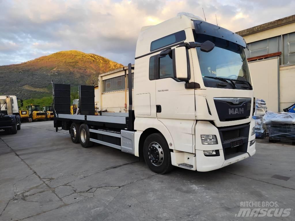 MAN TGX 26.440 Düz Platformlu Oto Çekiciler/vinçli kamyonlar