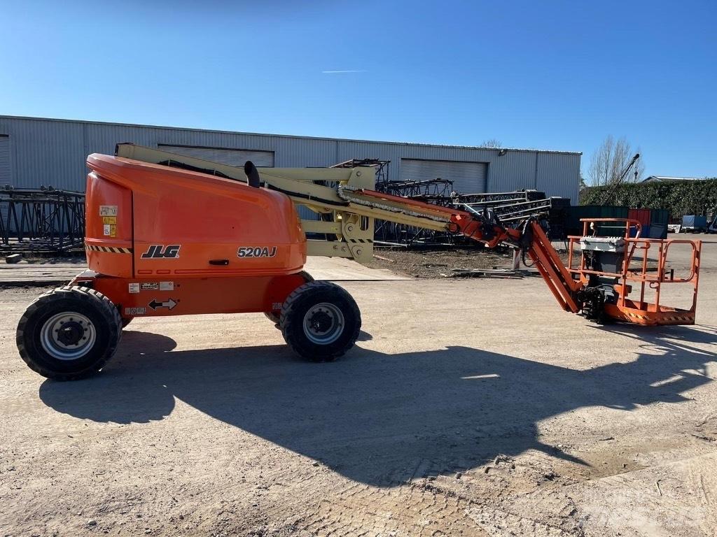 JLG 520 AJ Körüklü personel platformları