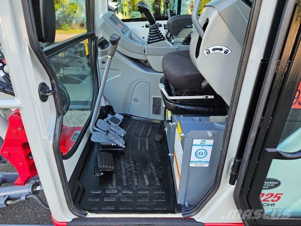 Takeuchi TB 225 Mini ekskavatörler, 7 tona dek