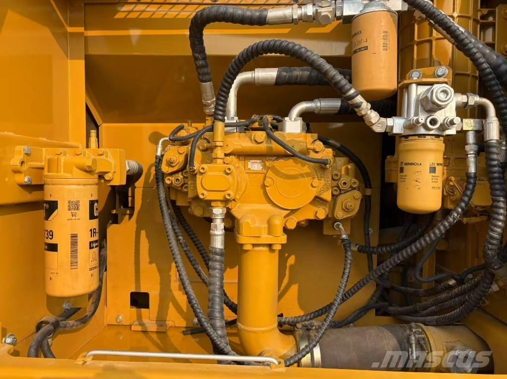 CAT 325 Paletli ekskavatörler