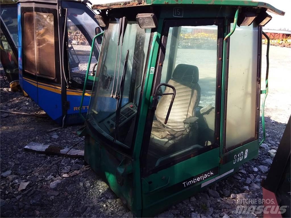 Timberjack 810B Kabin