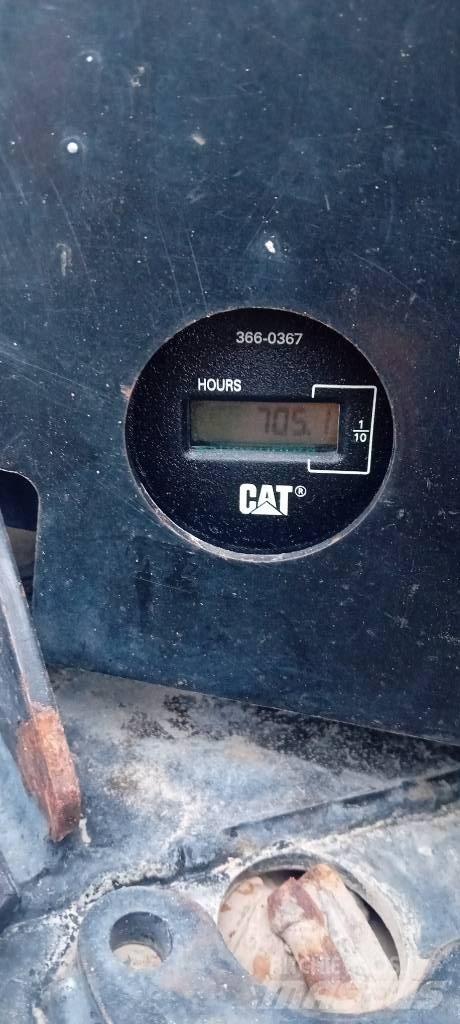 CAT 303 E CR Paletli ekskavatörler