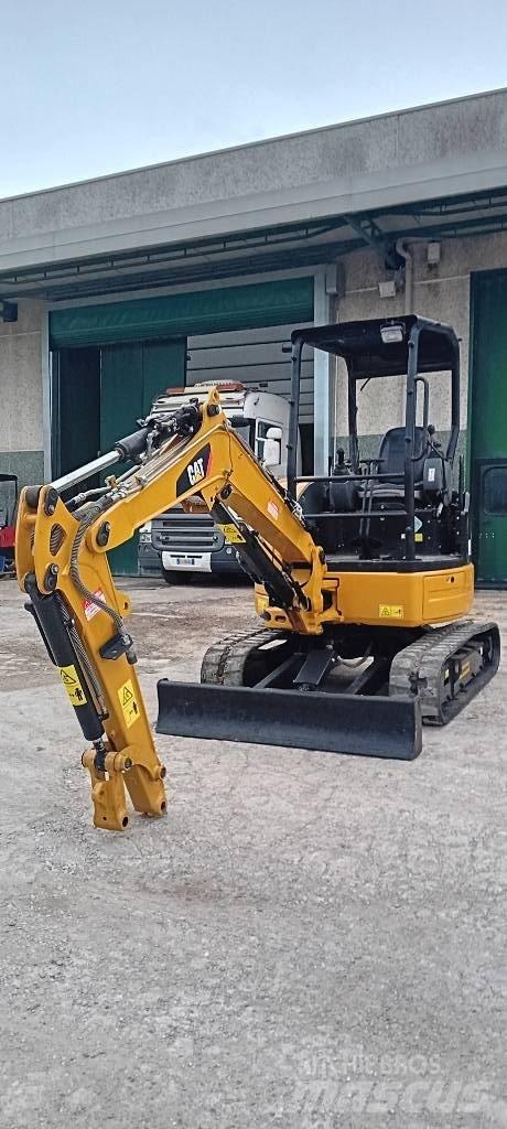 CAT 303 E CR Paletli ekskavatörler