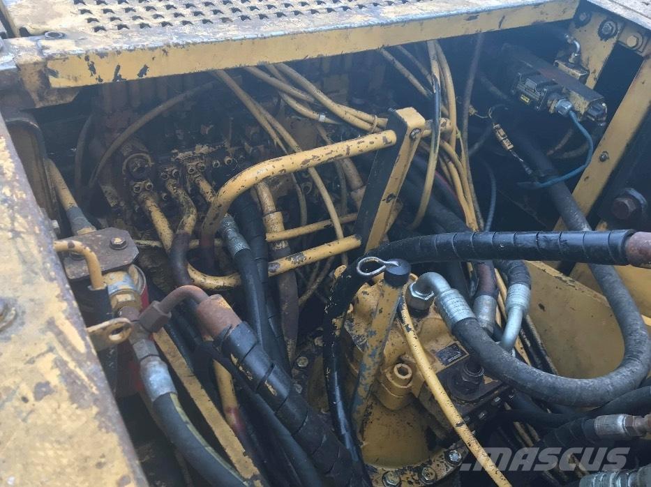 CAT 320 B Paletli ekskavatörler