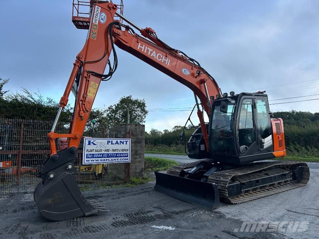 Hitachi ZX 135 US-6 Paletli ekskavatörler
