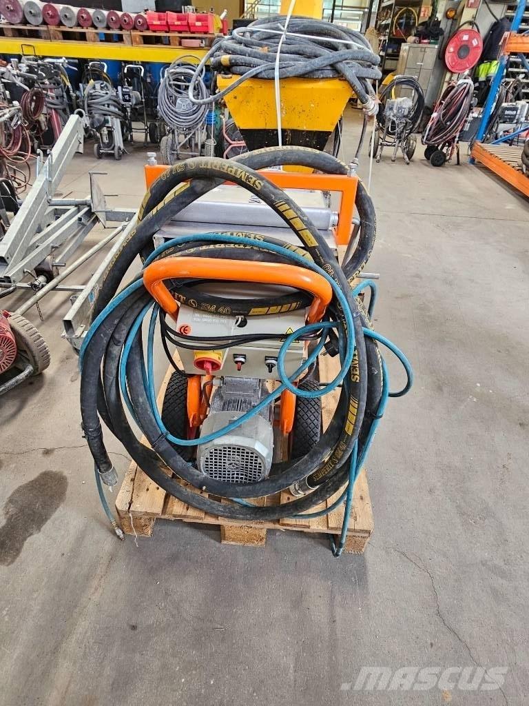  La tyrolienne T152 Şap pompaları