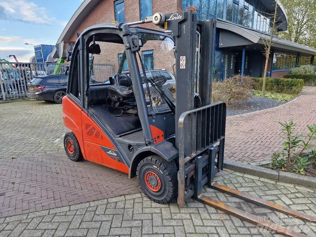 Linde H25D-02 Dizel forkliftler